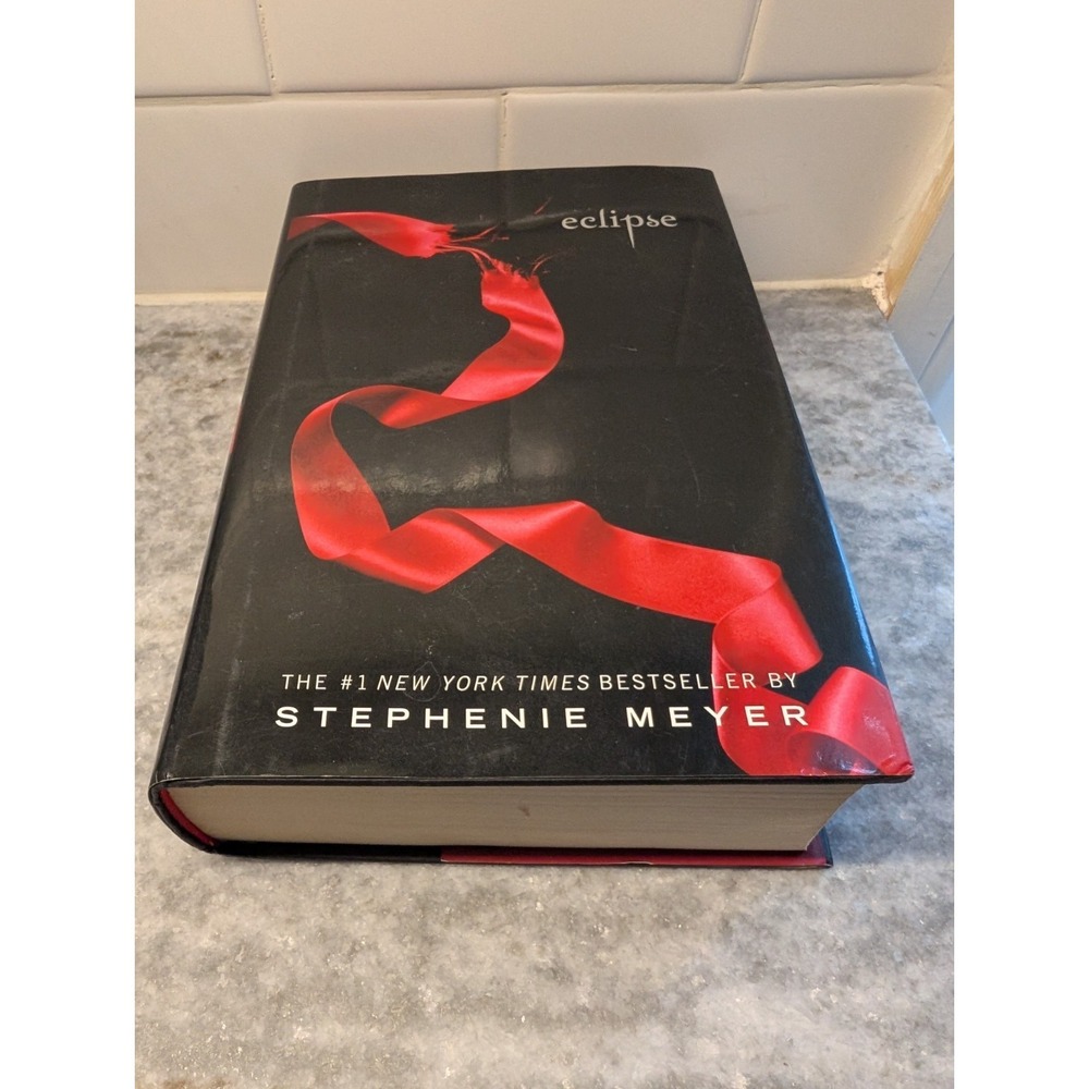 Eclipse by‎ Stephanie Meyer First Edition 2007 Hardcover with Dust Jacket